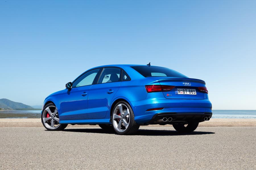  Audi S3 Sedan (8V) 2016 года  (AU) (фото 12 из 36)